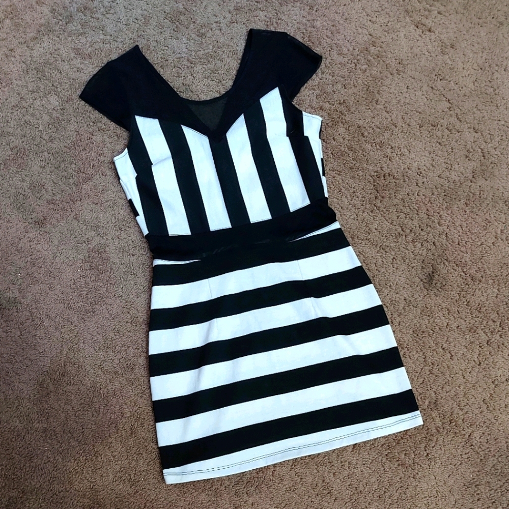 Black and White Mini Clubbing Dress
